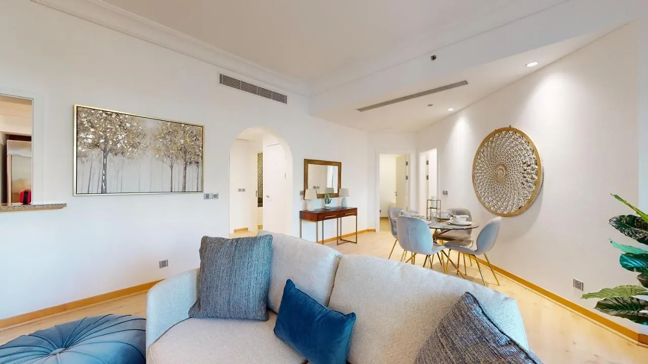 Elegant 2 Bedroom Apartment With Beach Access Dubai