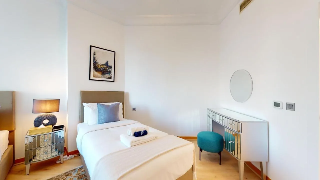 Elegant 2 Bedroom Apartment With Beach Access Dubai 0*,  United Arab Emirates