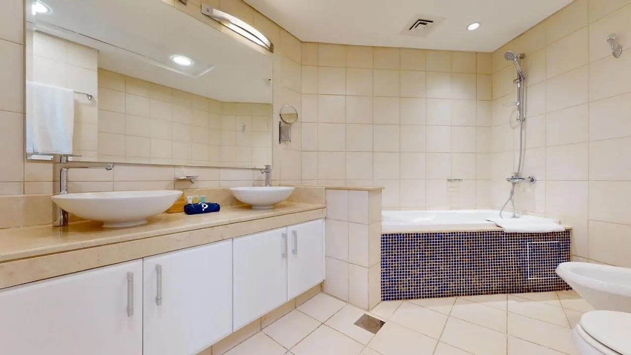 Elegant 2 Bedroom Apartment With Beach Access Dubai
